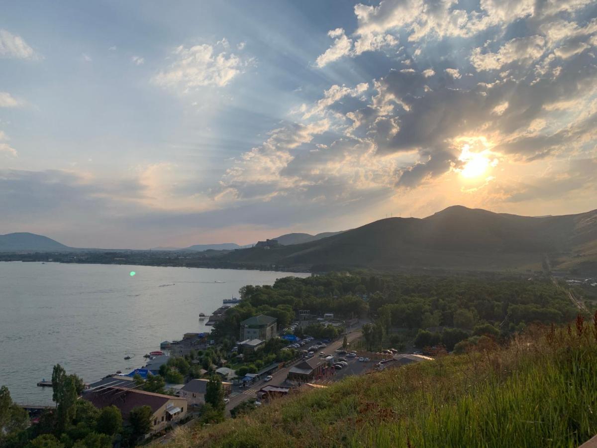 Hotel Ashot Erkat Sevan Bagian luar foto