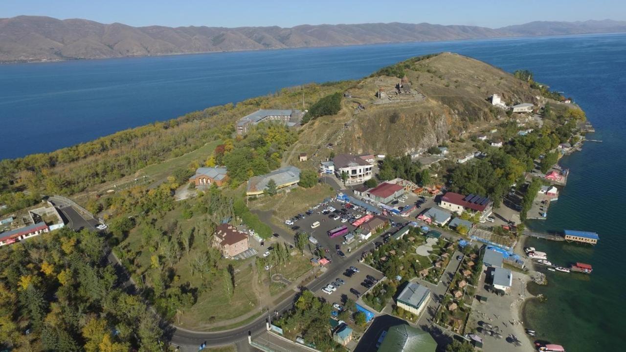 Hotel Ashot Erkat Sevan Bagian luar foto